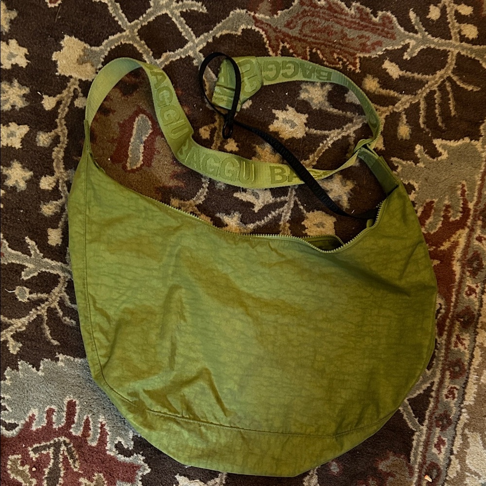 Baggu XL crescent green crossbody